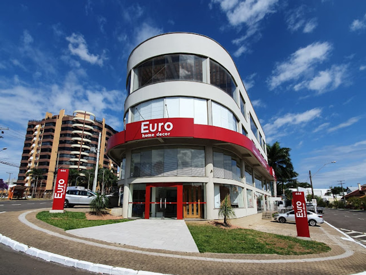 Equipe e atendimento da Euro Home Decor